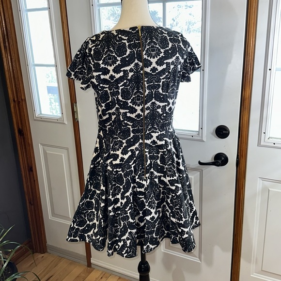 Closet Fit & Flare Damask Dress - Picture 2 of 8
